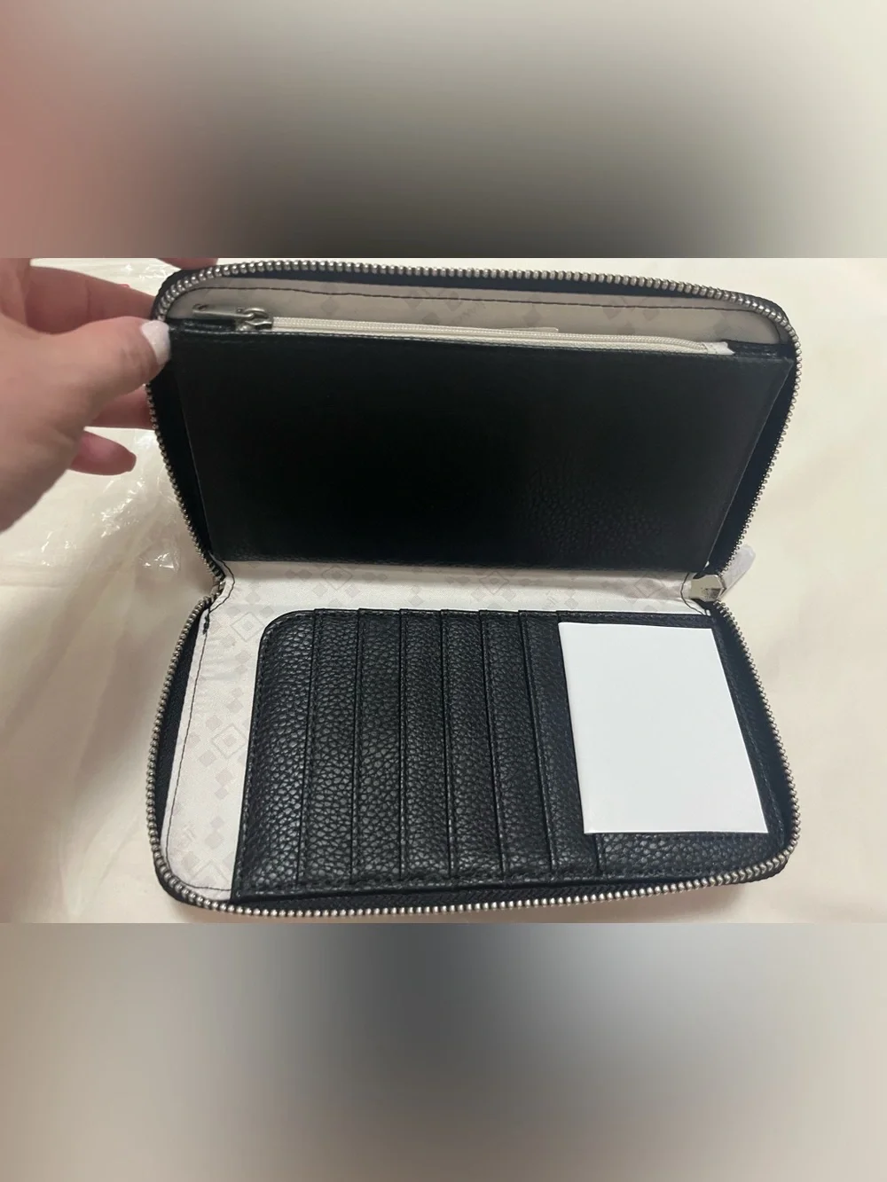 NWT All About the Benjamins Wallet in Deco Diamond Pebble & Black Wristlet Strap